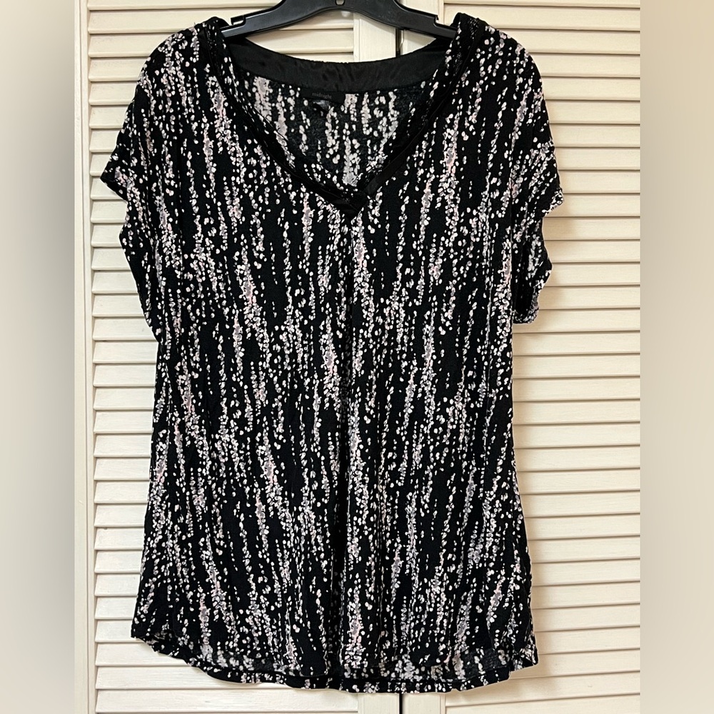Midnight Women’s Black and White Pajama Top - Size Large - VGUC